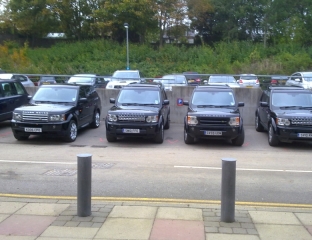 Trump Entourage Vehicles. Note the registration numbers. Something ironic about one of them ending in CPO? (click to enlarge)