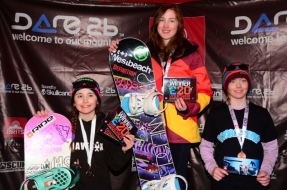 girls-half-pipe-bronze-and-5th-girls-snowboard-cross