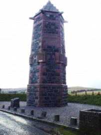 monument-to-the-battle-built-on-its-500th-anniversary-300x400