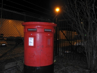 red-post-box_edited-1pic