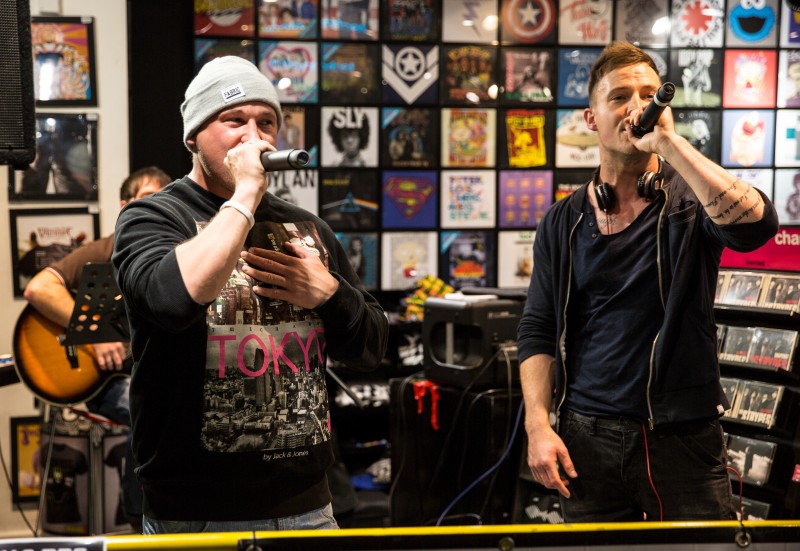 Shy and DRS at HMV - Pic by Julie Thompson