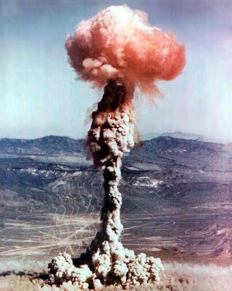 nuclear-explosion-600x751